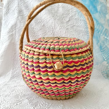 Vintage Woven Straw Raffia Purse, Large Round Size, Stripe Design, Vintage Handbag, 60s 70s 