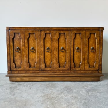 70's Hollywood Regency Burl Wood Buffet by Mastercraft Furniture Company 