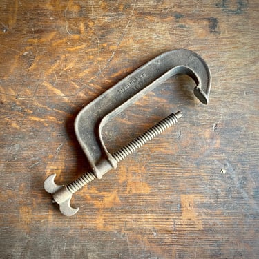 Sargent & Company #16 Cast Iron Clamp Vintage Industrial Bat Wing Handle/Thumb Screw Vintage Antique Tool Prop Decor 