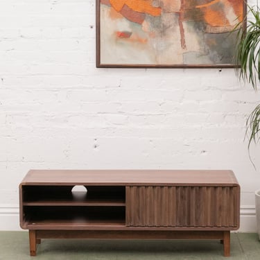 Pauli Credenza