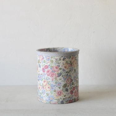 American Vineyard Floral Fabric Wrapped Wastebasket with Acrylic Liner Vintage 