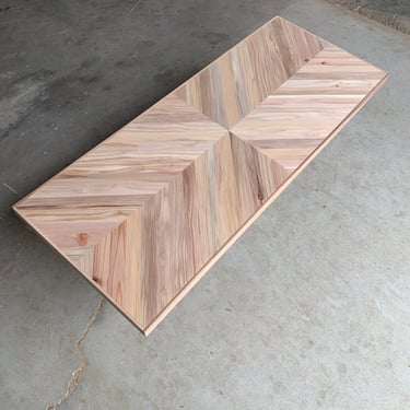 Devesta Table - Sustainably Grown Western Redwood