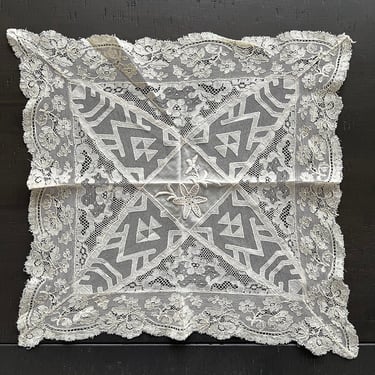 French Normandy lace centerpiece 13" SQ 
