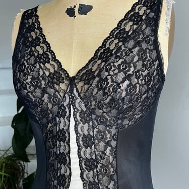 Sultry Black Lace Slip And Pleated White Nylon 38 Bust Vintage 
