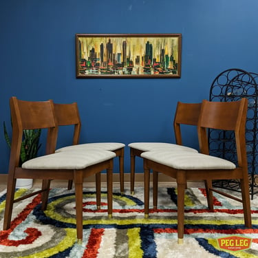 Set of 4 Mid-Century Modern walnut dining chairs by Drexel