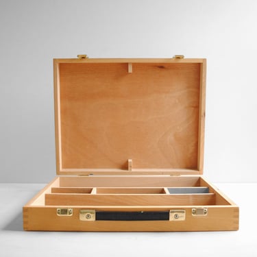 Vintage Art Box, Painter's Box, Portable Art Supply Storage Box 