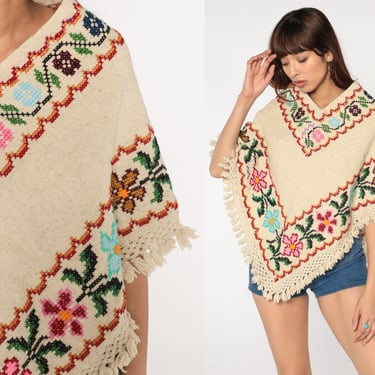 Hippie Poncho 90s Cream Floral Knit Poncho Retro Boho Fringe Shawl Flower Cape Bohemian Festival Vintage 1990s Small Medium XS S M 