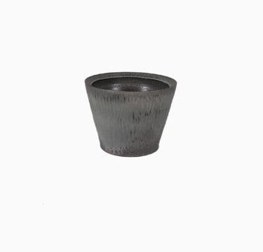 Ernest Miller handmade planting pot – lunar/volcanic blend