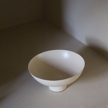 Essential Footed Bowl