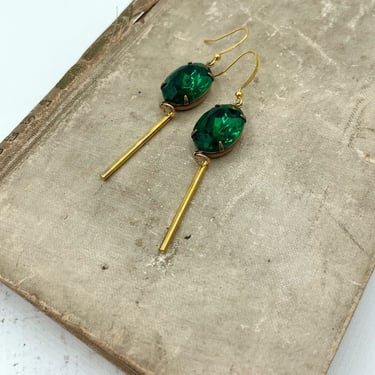 Emerald Green Art Deco Earrings, Geometric Design, Vintage Style Jewelry, Old Hollywood Style, Long Earrings 