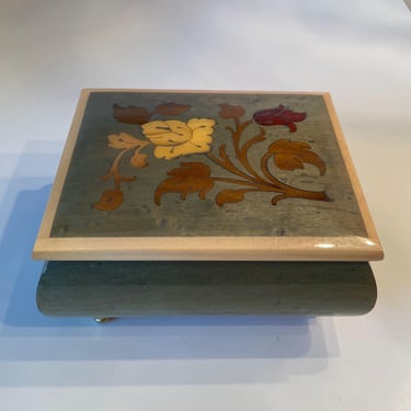 Reuge Wood Inlay Lacquered Footed Music Box Italy | Sage Green Floral Italian Music Box |  Small Wooden Italian Music Box | Gift for her 
