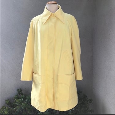 Vintage London Fog Maincoats yellow overcoat jacket gingham cotton lining sz M/L or 16 reg 