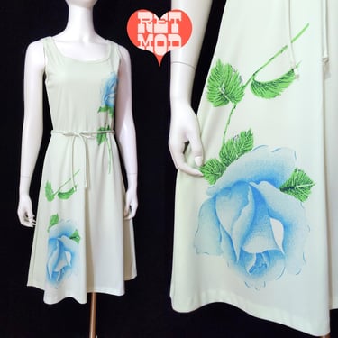 Cool Vintage 70s Pastel Green Sun Dress with Blue Flower Print with Stretch 