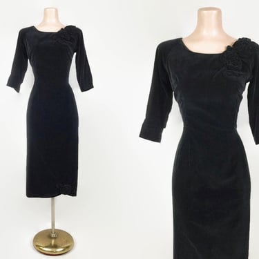 VINTAGE 50s Black Velvet Rose Corsage Wiggle Dress | 1950s Bombshell 3D Roses Cocktail Dress | Hourglass Gothic Pin-up Style | 36x26x39 vfg 