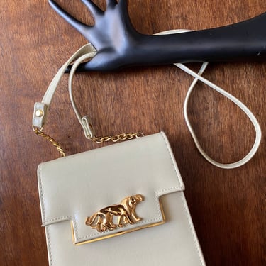 Vintage Cream Faux Leather Purse with Gold Lion and Lioness Design Chain Link Shoulder Strap 