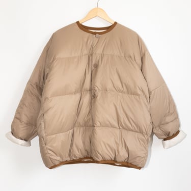 Ortega Reversible Short Down Jacket in Camel and Pearl