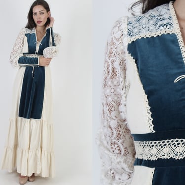 Vintage 70s Gunne Sax Corset Dress / Sapphire Blue Velvet Lace Up Dress / Medieval Times Renaissance Fair Crochet Prairie Tiered Maxi Dress 
