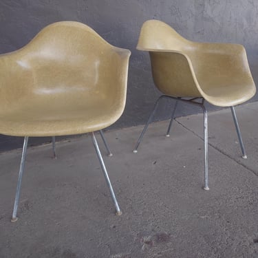 Mid-Century Modern Eames Fiberglass Armchairs Herman Miller Circa. 1960's A Pair 