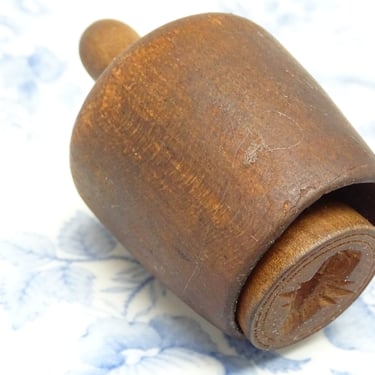 Antique Small Wooden Butter Mold or Press, Vintage Hand Carved Bee Stamp Pattern, Farm House Decor 