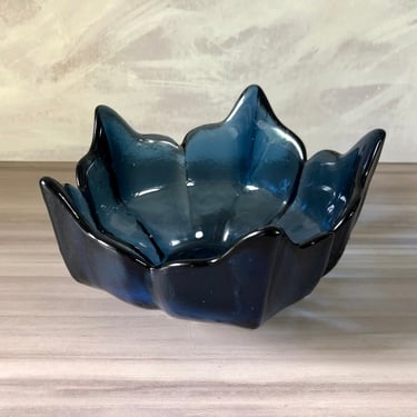 Vintage Viking Glass Blue Lotus Bowl, Blue Flower Shaped Bowl 