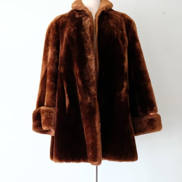 Luxurious 1940's Cinnamon Brown Mouton Fur Swing Coat / Sz M