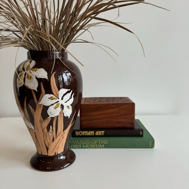 Nuetral Floral Vase