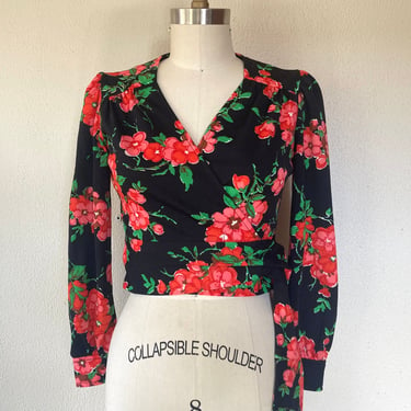 1970s Floral wrap knit blouse 