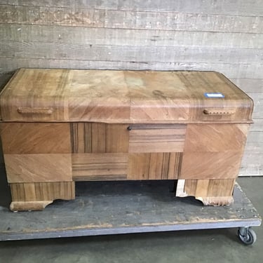 Lane Cedar Chest (Tacoma)