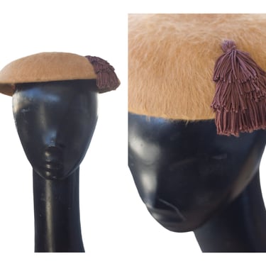 50s/60s ochre cap with brown tassle 