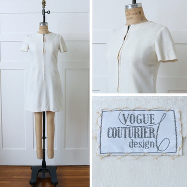 vintage1960s mod white dress • Vogue Couturier space age wool blend pocket dress • zipper front 
