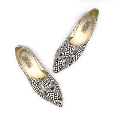Vintage 1980s Black and White Op Art Leather Flats, New Wave Ska Pointed Toe Slip-Ons, 80s Look Sharp Ballet Flats, US Size 8.5 