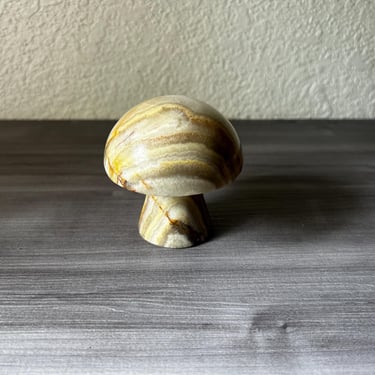 Vintage Mexican Marble Alabaster Mushroom Objet, Paperweight, 1960s, Marble Mushroom 