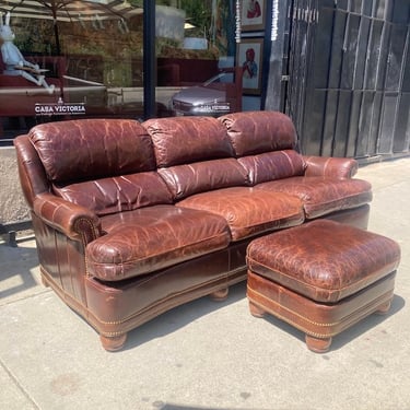 Double Stuffed | English-style Leather Sofa with Matching Ottoman