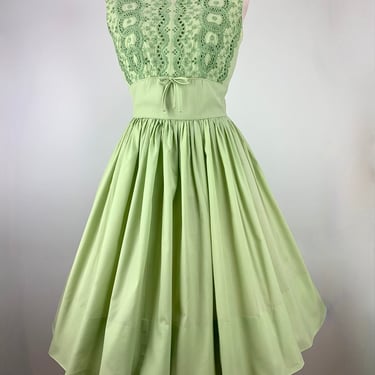 1950's Cotton Dress - Light Green Cotton - Embroidered Bodice - Nipped Waist - Gathered Skirt  - Women's Size Small - 26 inch waist 