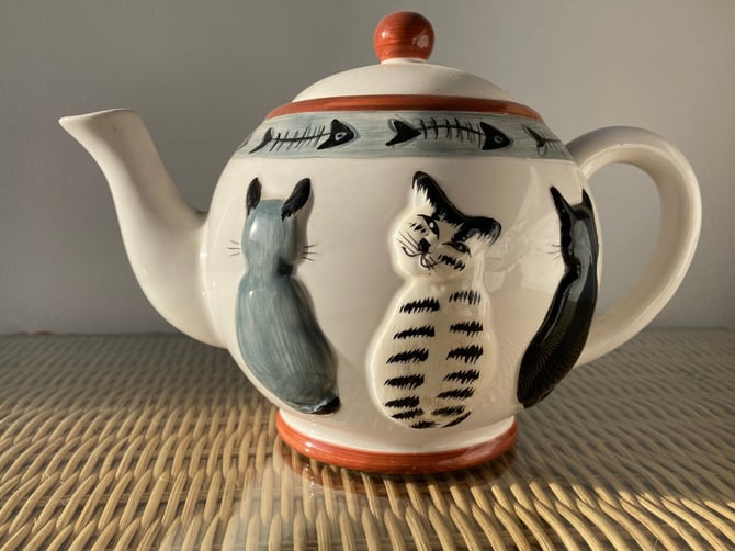 Vintage Cat Teapot Hand Made 