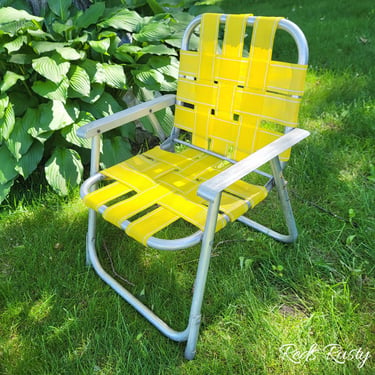 Mid Century Vintage Yellow Child Size Webbed and Aluminum Folding Garden/Lawn Lounge Chair 