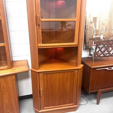 Danish Mid Century Modern Teak China Corner Cabinet 