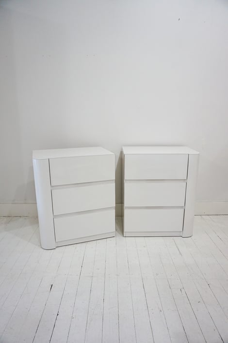 vintage glossy laminate nightstands - pair