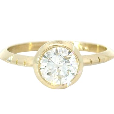 Lumihiutale Diamond Solitaire Ring