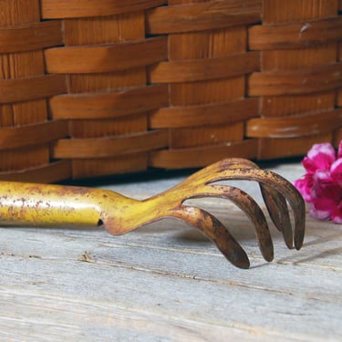 Vintage hand rake / garden hand fork / vintage gardening tool / 5 tined rake / yellow metal cultivator / mid century rustic garden decor 