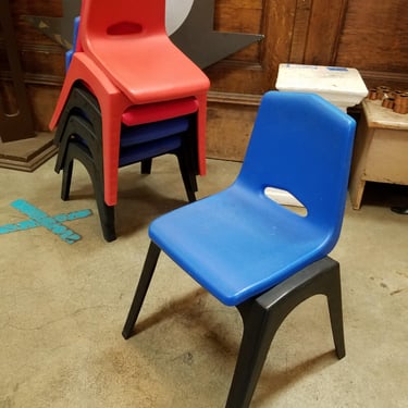 Plastic Child Sized Chair 14.25 x 22 x 15