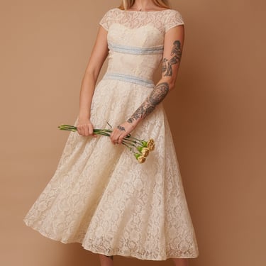 Barbara Lace Gown - S