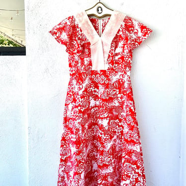 Vintage 1950s 1960s Hawaii Red Floral Dress 50s 60s Hawaiian Apron Dress 