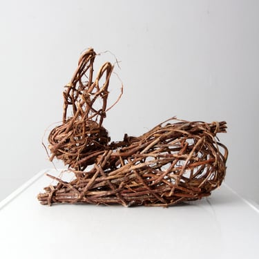 vintage wicker bunny rabbit basket 