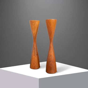 Set of Two (2) Danish Mid Century Modern Candlestick Holders in Walnut by Rude Osolnik, Denmark, c. 1960s 