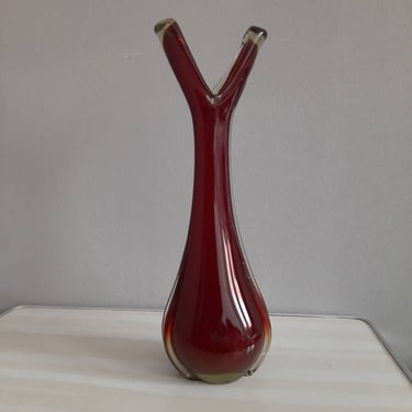 Red glass vase, vintage glass, retro vase, made in Yugoslavia, design by Dragan Drobnjak 