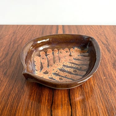 Vintage Niels Frederiksen Leaf Shaped Studio Pottery Dish 