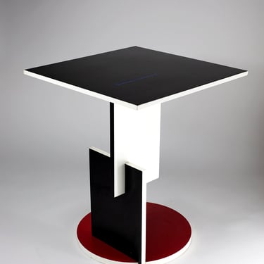 Schröder Table by Gerrit Reitveld (1924)