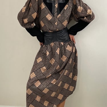 90s silk matching set / vintage camel + black silk charmeuse + contrast leather trim 2 piece matching batwing skirt set | Extra Large 