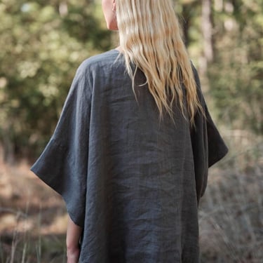 MAMÈNE Linen Throw-on Top - Agave